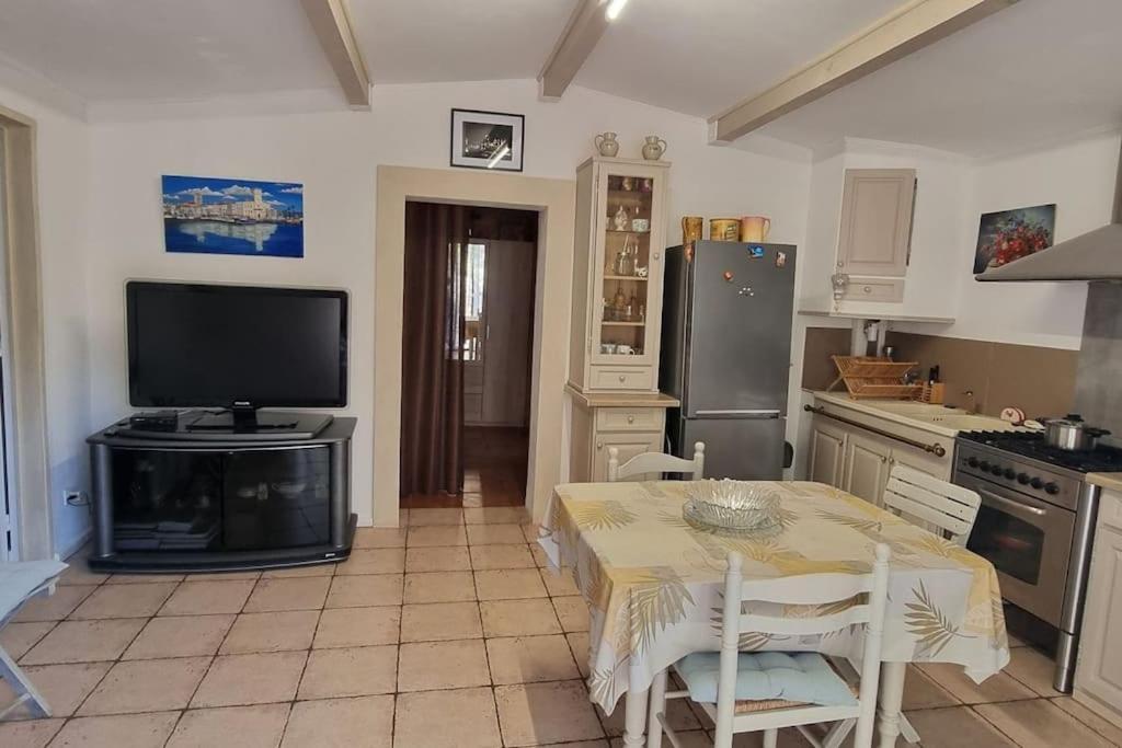 Maisonnette Chez L'Habitant La Ciotat Exterior foto